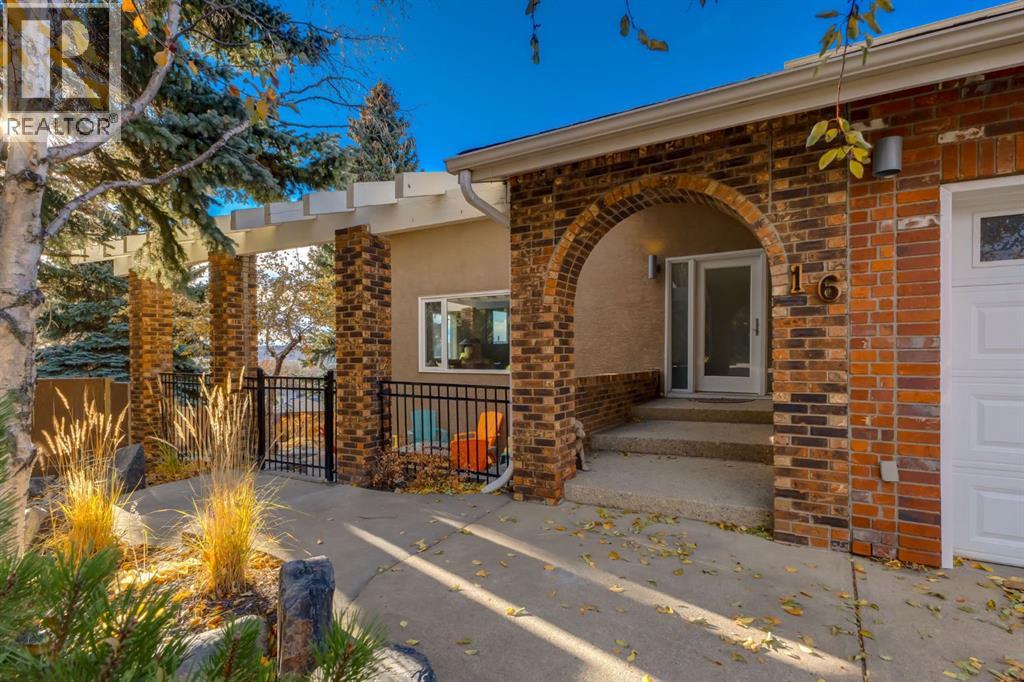 House for Sale in 16 Silvercreek Place NW|Calgary, Alberta T3B5A2 4