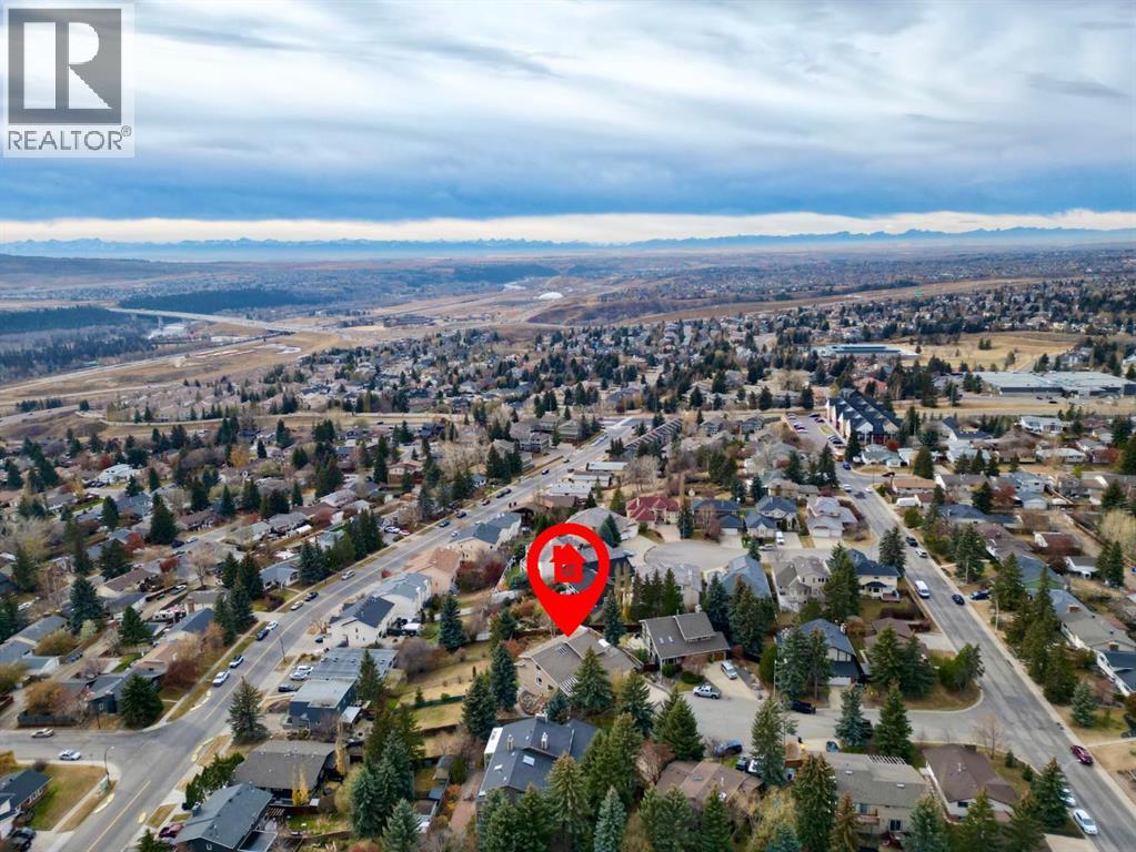 House for Sale in 16 Silvercreek Place NW|Calgary, Alberta T3B5A2 2