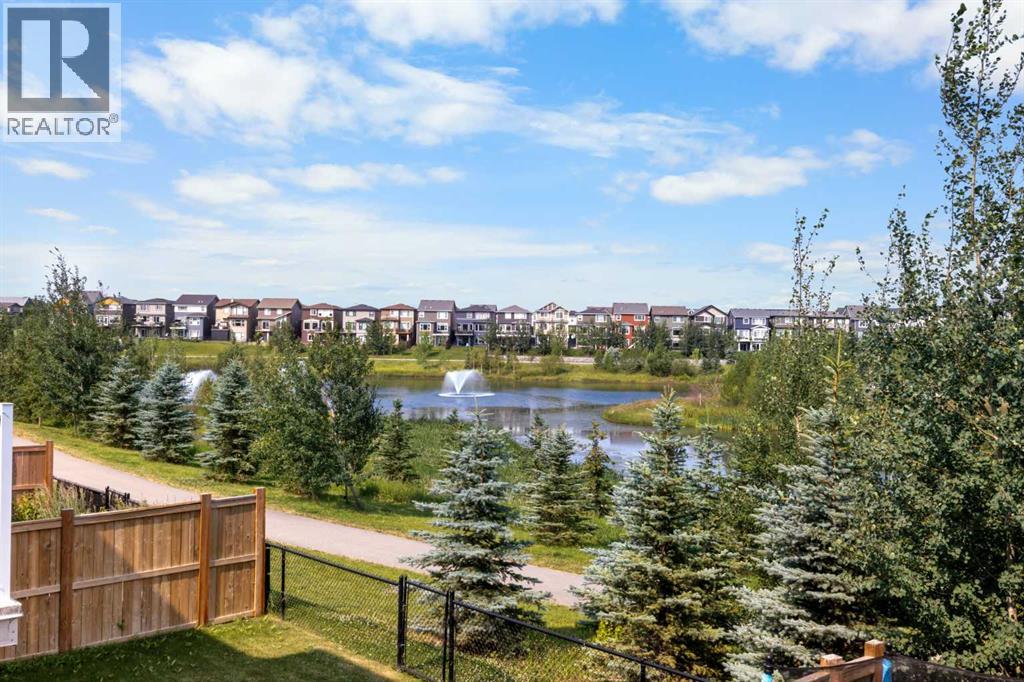 House for Sale in 223 Howse Drive NE|Calgary, Alberta T3P1K4 2