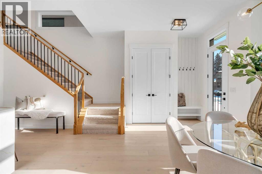 Duplex for Sale in 2436 30 Avenue SW|Calgary, Alberta T3E2M1 4