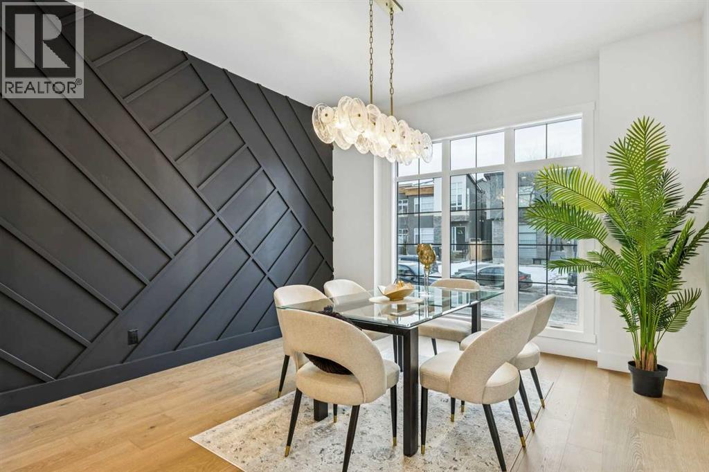 Duplex for Sale in 2632 36 Street SW|Calgary, Alberta T3E2Z8 4