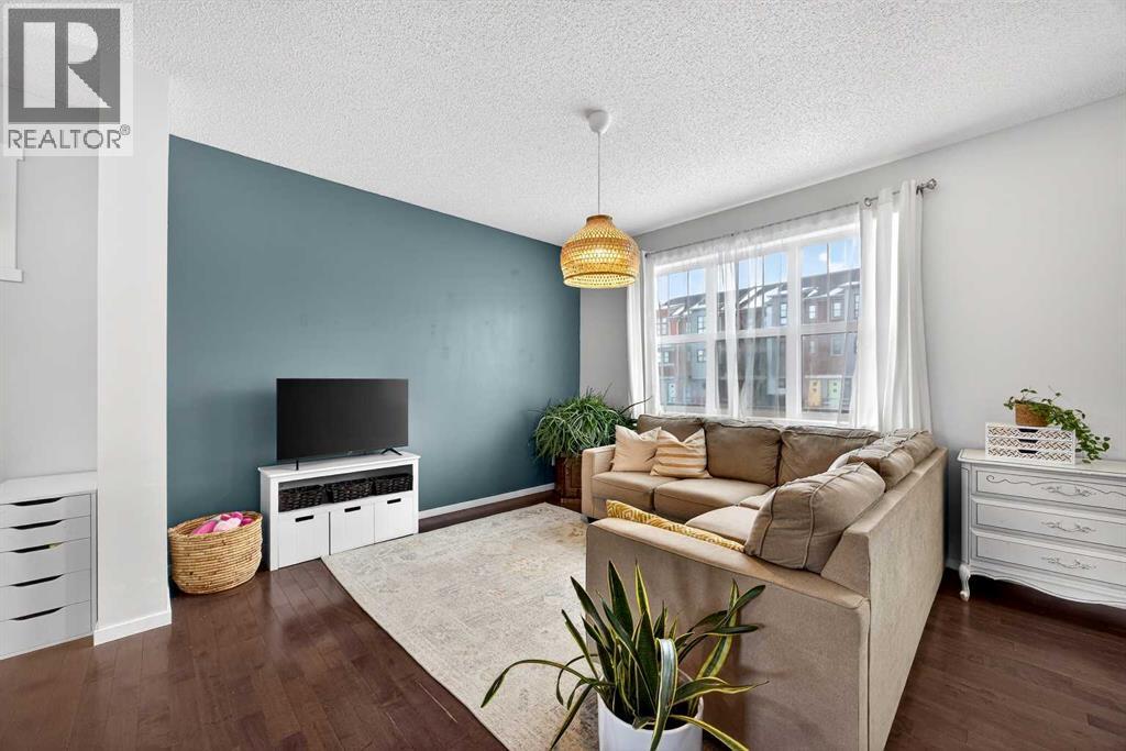 Duplex for Sale in 369 Walden Parade SE|Calgary, Alberta T2X0Z9 4