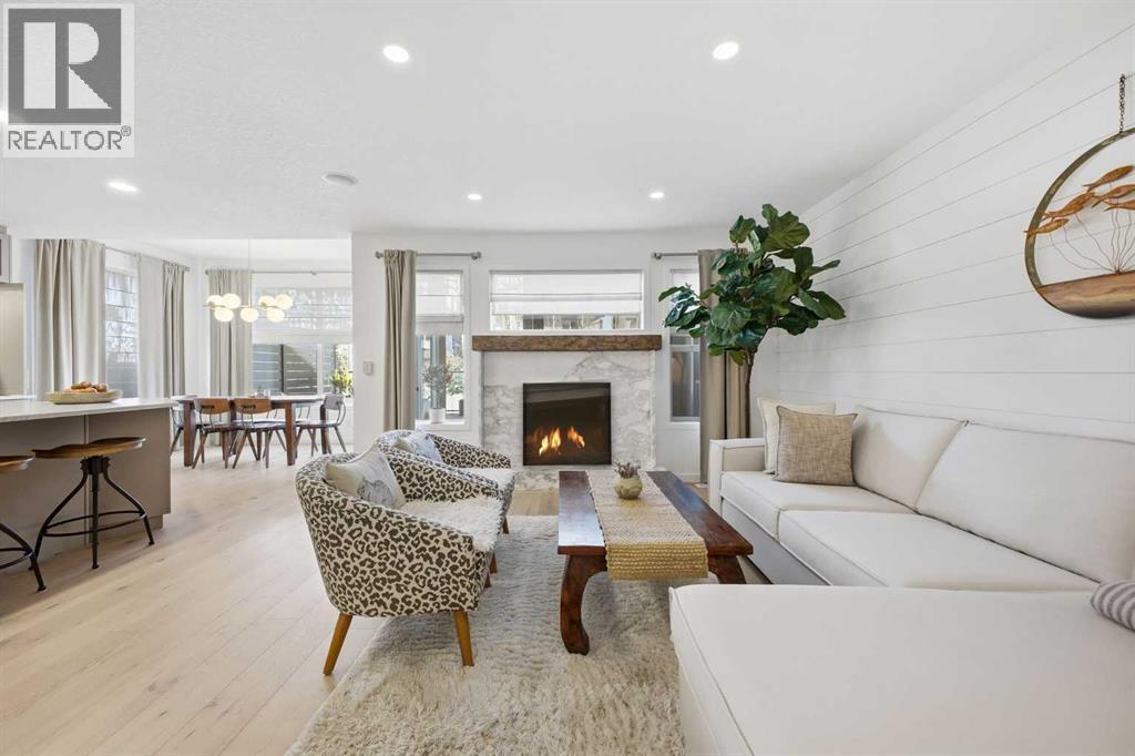 House for Sale in 153 Cougarstone Common SW|Calgary, Alberta T3H5P5 5