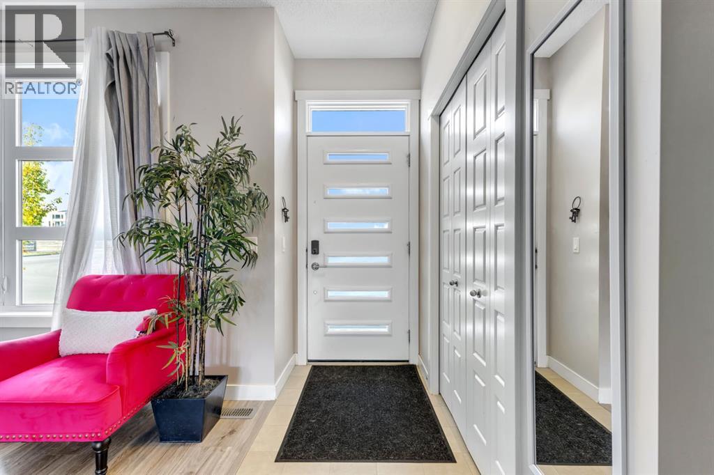 Duplex for Sale in 117 Howse Lane NE|Calgary, Alberta T3P0Z3 4