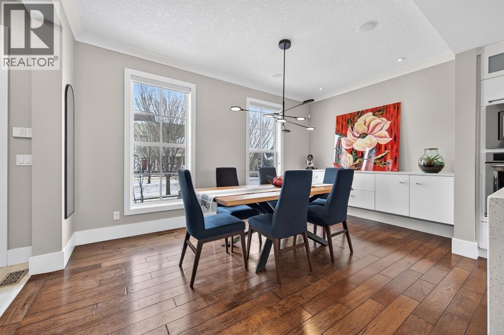 Row / Townhouse for Sale in 119 Victoria Cross Boulevard SW|Calgary, Alberta t3e7l7 3