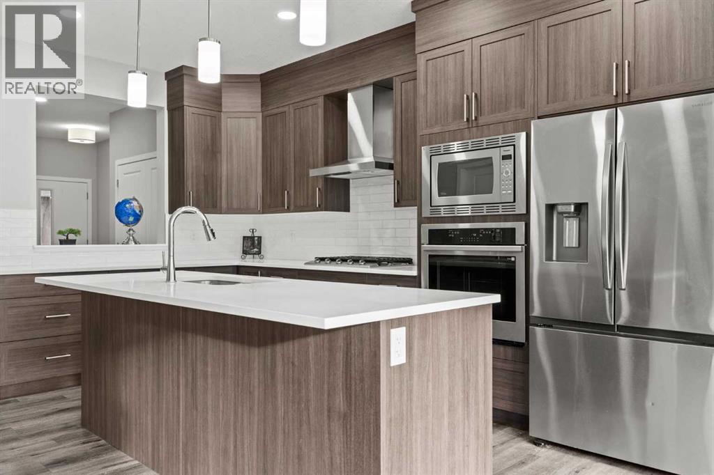 House for Sale in 109 Mallard Grove SE|Calgary, Alberta T3S0E2 5