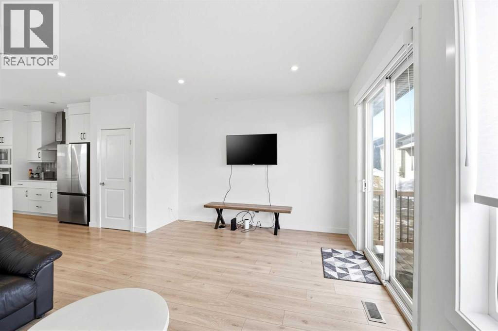 Duplex for Sale in 29 Herron Mews NE|Calgary, Alberta T3P1Y1 5