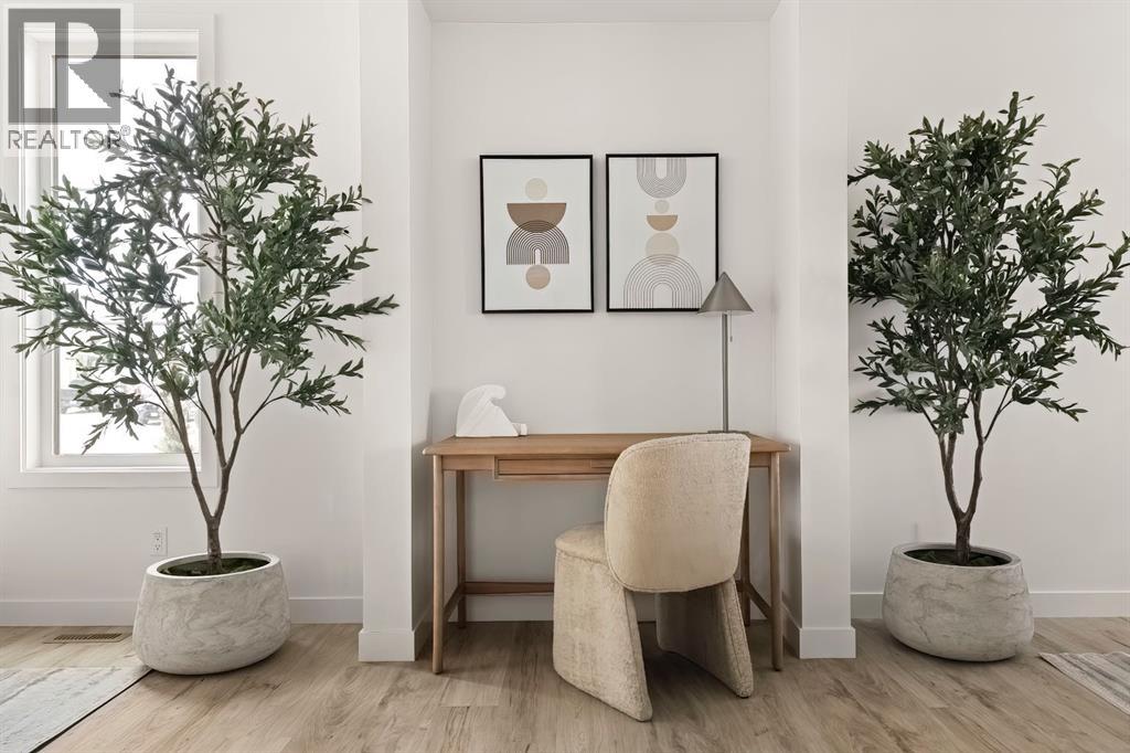 House for Sale in 206 Sora Gardens SE|Calgary, Alberta T3S0m7 5