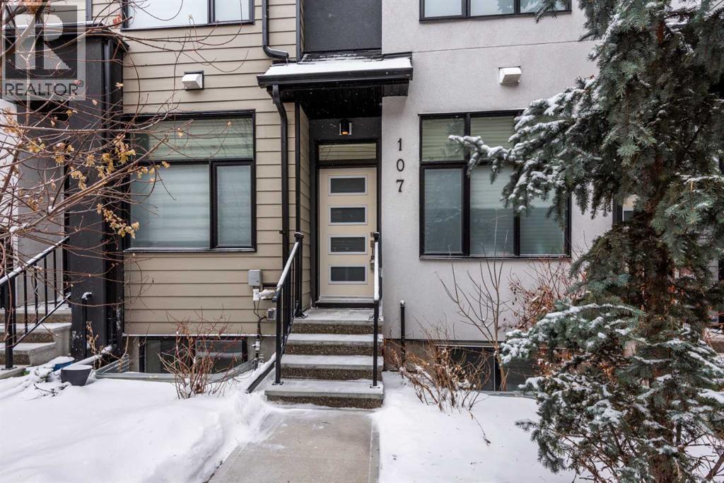 Row / Townhouse for Sale in 107, 408 27 Avenue NE|Calgary, Alberta T2E2A4 2