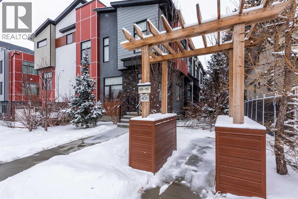 Row / Townhouse for Sale in 107, 408 27 Avenue NE|Calgary, Alberta T2E2A4