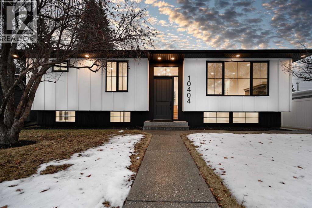 House for Sale in 10404 Maplemont Road SE|Calgary, Alberta t2j1w4 2