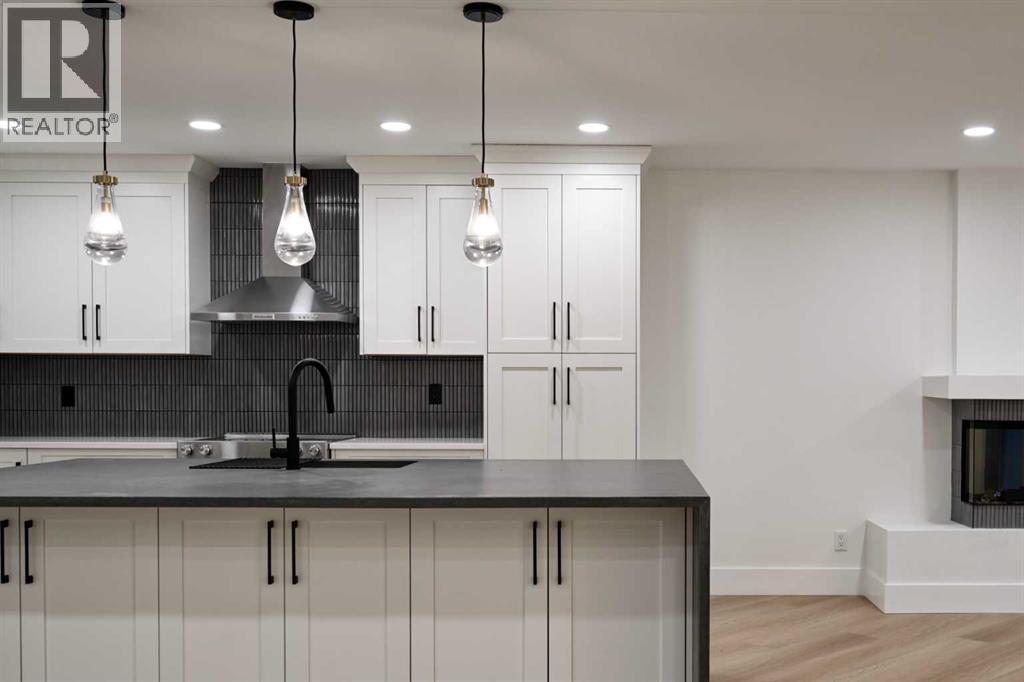 House for Sale in 10404 Maplemont Road SE|Calgary, Alberta t2j1w4 3