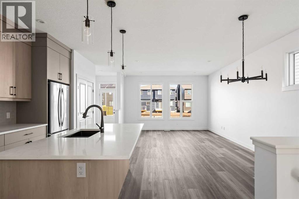 House for Sale in 19848 44 Street SE|Calgary, Alberta T3M4B8 4