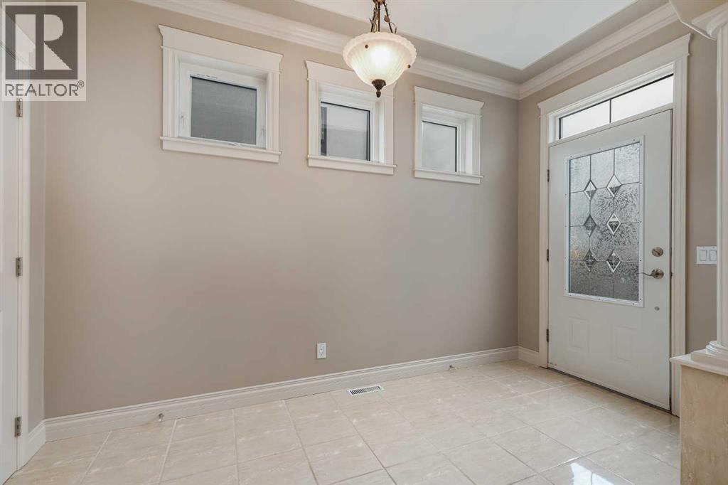 Duplex for Sale in 1611 33 Avenue SW|Calgary, Alberta T2T1Y6 5