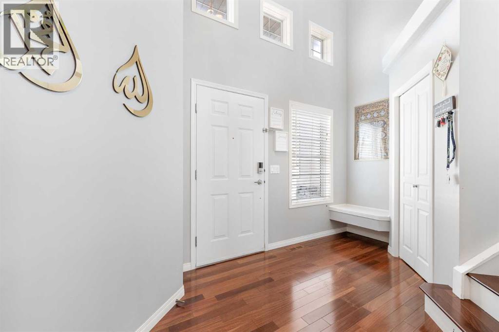 House for Sale in 72 Panamount Heights NW|Calgary, Alberta T3K5T2 2