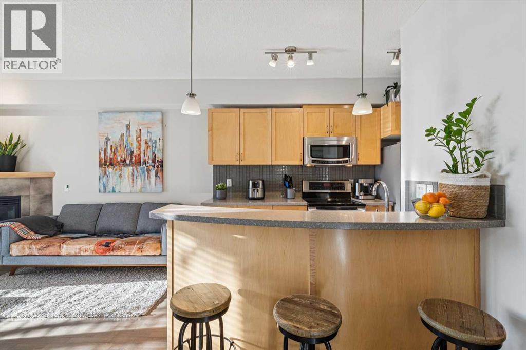 Apartment for Sale in 214, 2 Hemlock Crescent SW|Calgary, Alberta T3C2Z1 3