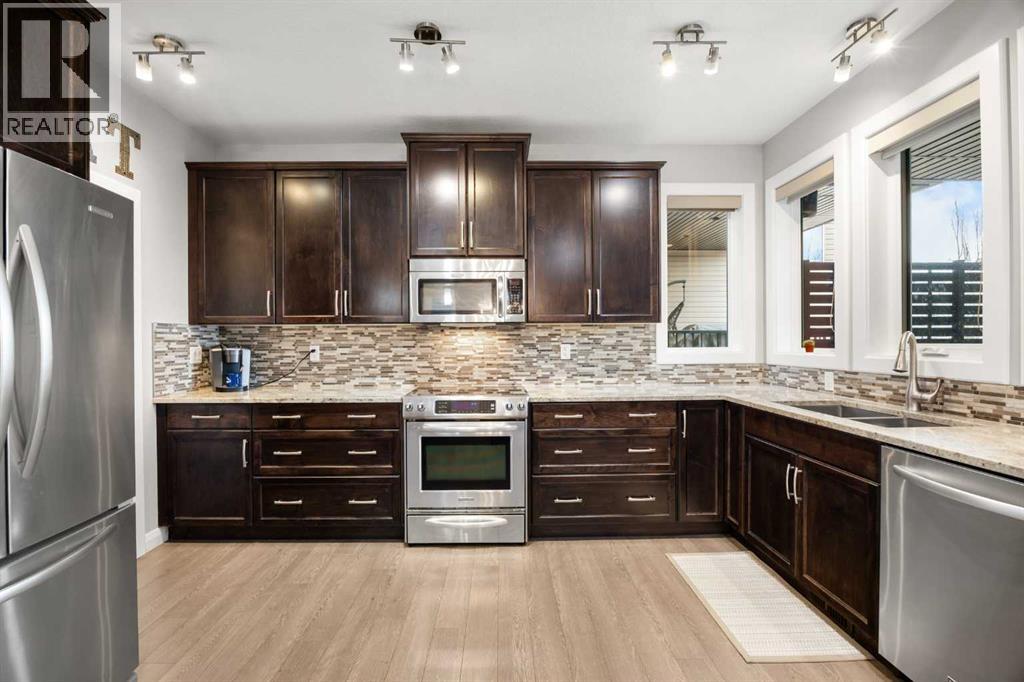 House for Sale in 40 Evansfield Place NW|Calgary, Alberta T3P0K3 5