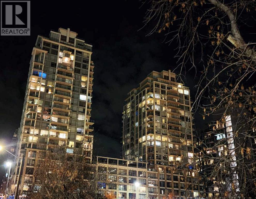 Apartment for Sale in 1725, 222 RIVERFRONT Avenue SW|Calgary, Alberta T2P0X2 2