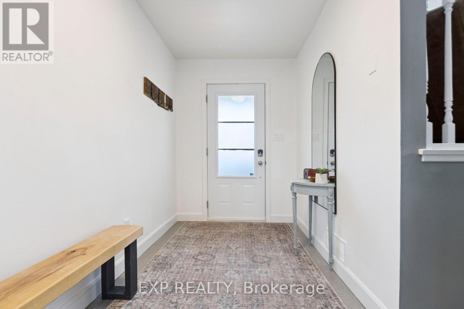 For sale: 7429 SIDEROAD 20 SIDE ROAD, Mapleton, Ontario N0B1A0