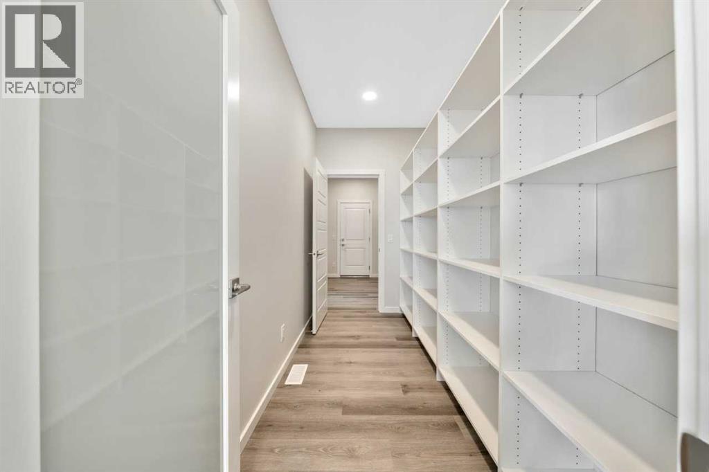 House for Sale in 5 Heartwood Lane SE|Calgary, Alberta T3M2K1 5