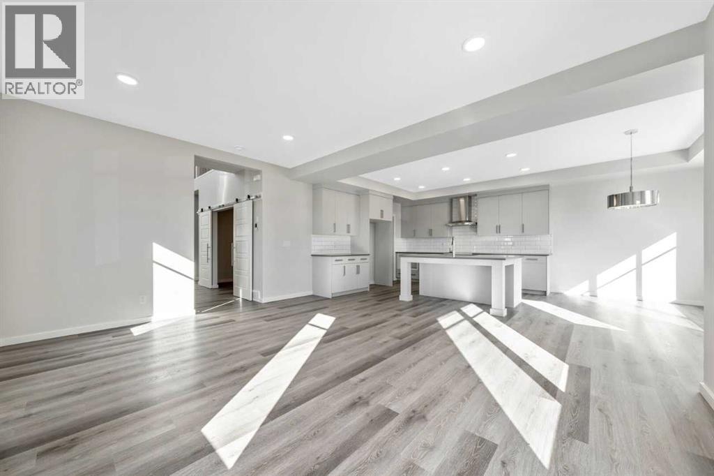 House for Sale in 5 Heartwood Lane SE|Calgary, Alberta T3M2K1 3