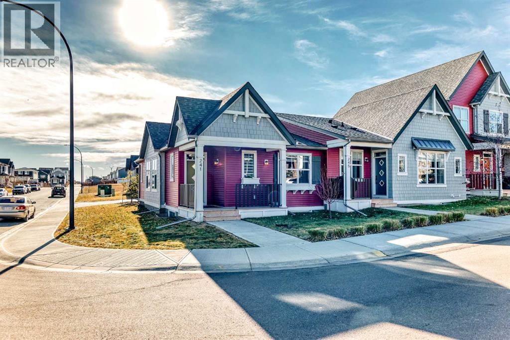 Row / Townhouse for Sale in 241 Lucas Avenue NW|Calgary, Alberta T3P1S3 4