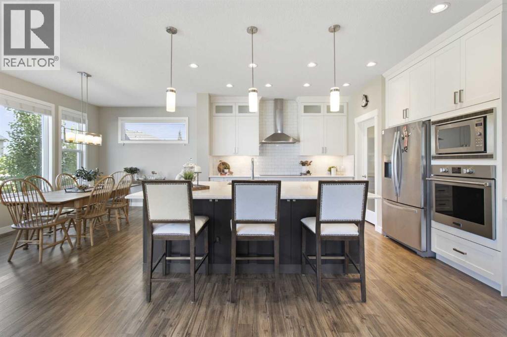 House for Sale in 33 Silverado Crest Bay SW|Calgary, Alberta T2X2B3 3