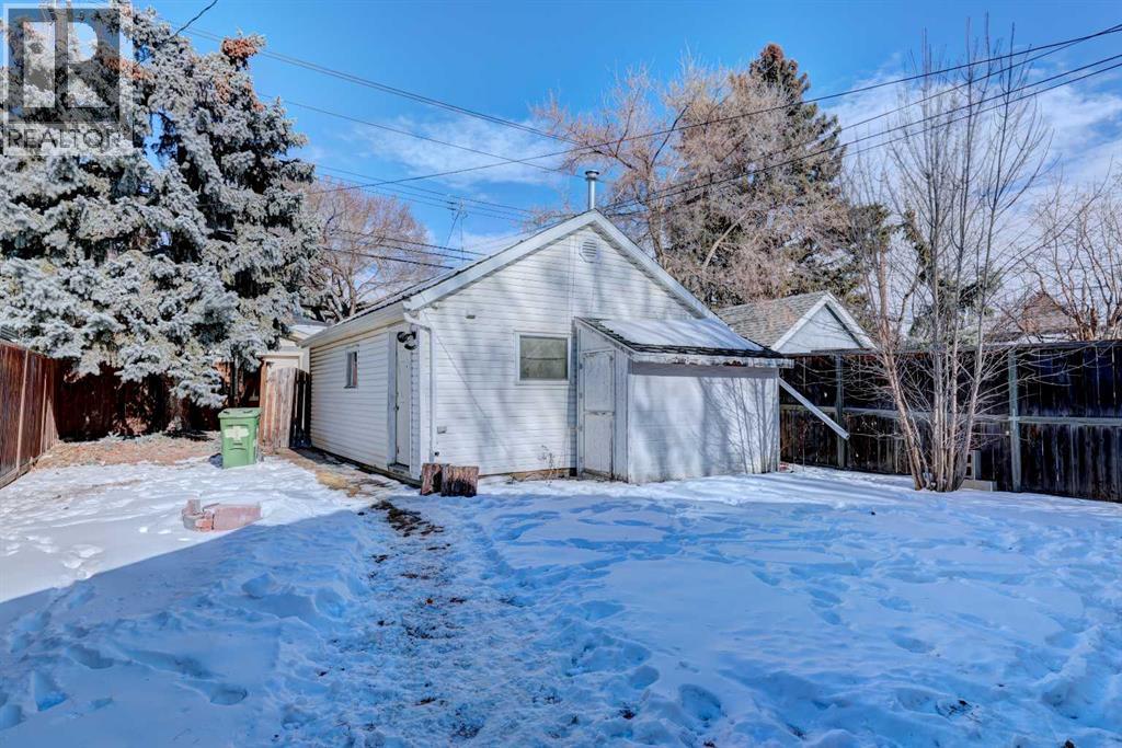 House for Sale in 714 17 Avenue NW|Calgary, Alberta T2M0N7 5