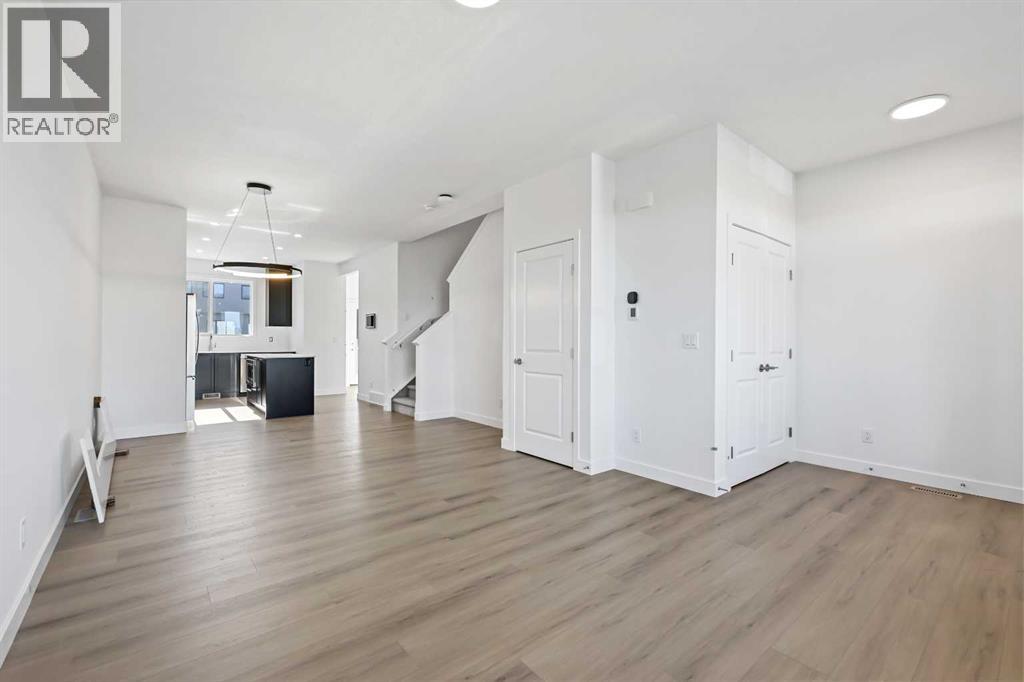 Duplex for Sale in 7039 Rangeview Avenue SE|Calgary, Alberta T3S0R1 2