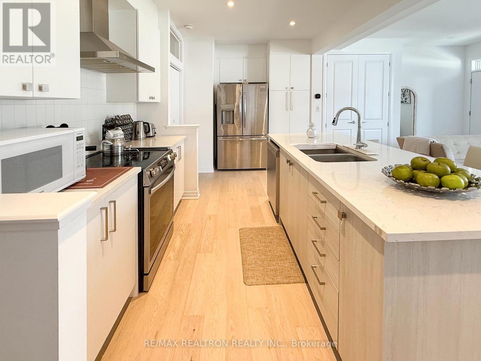 For rent: BEDROOM A - 3272 SIXTH LINE, Oakville (OA Rural Oakville