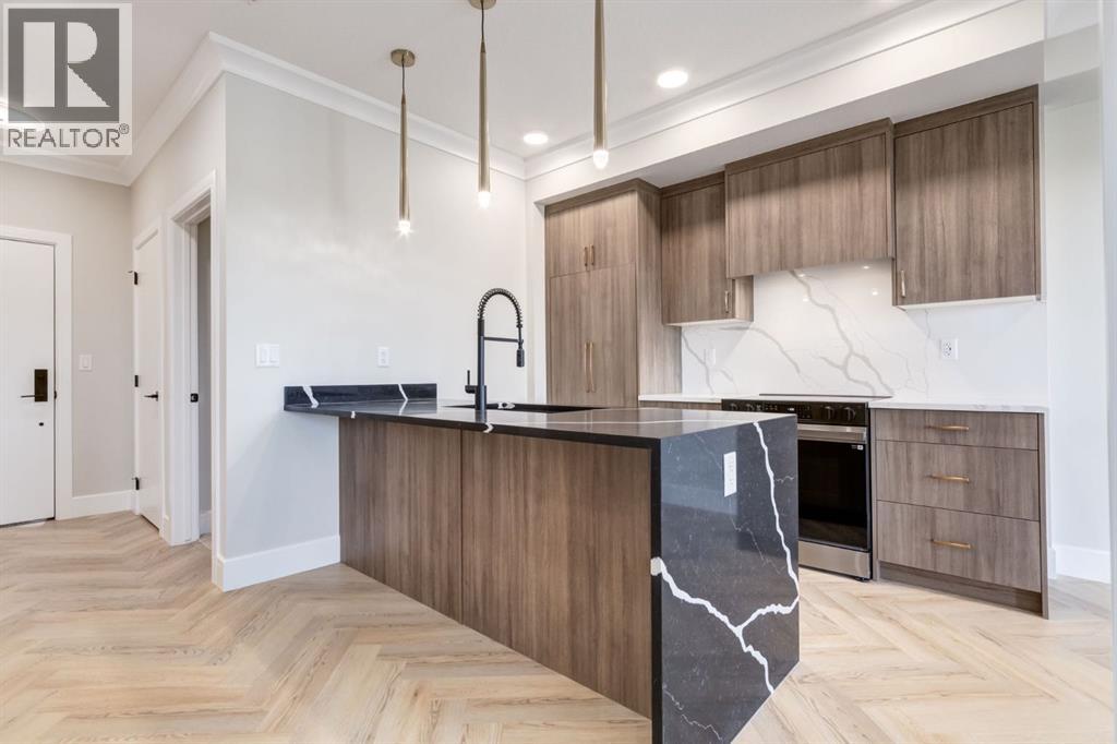 Apartment for Sale in 2113, 4270 Norford Avenue NW|Calgary, Alberta T3B6A8 2