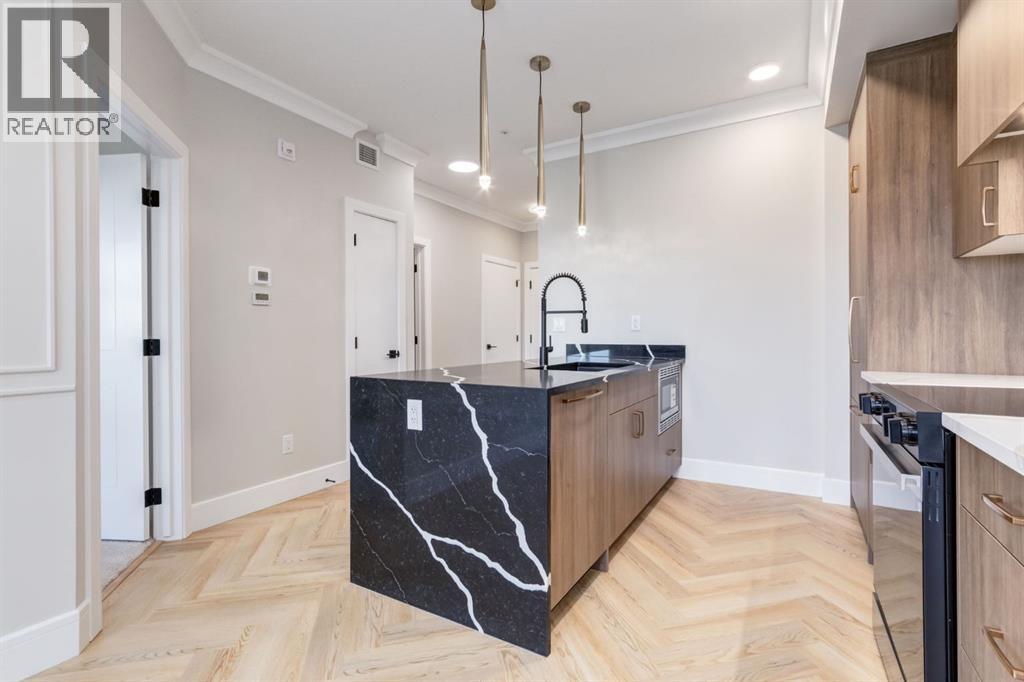 Apartment for Sale in 2113, 4270 Norford Avenue NW|Calgary, Alberta T3B6A8 3