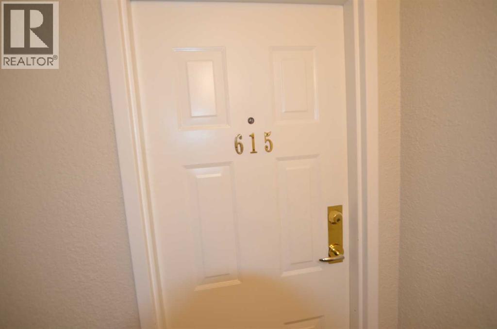 Apartment for Sale in 615, 9800 Horton Road SW|Calgary, Alberta T2V5B5 2