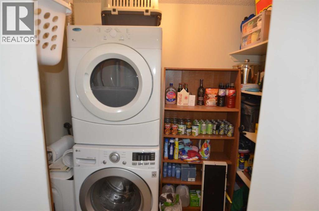 Apartment for Sale in 615, 9800 Horton Road SW|Calgary, Alberta T2V5B5 4