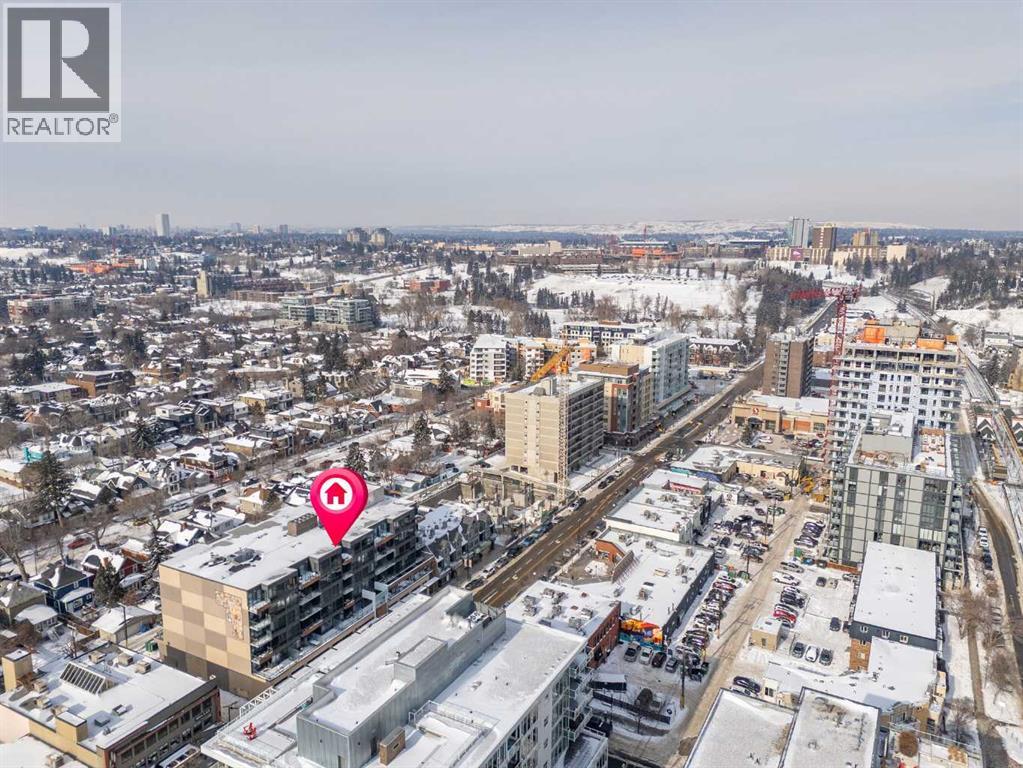 Apartment for Sale in 203, 301 10 Street NW|Calgary, Alberta T2T1H7 4