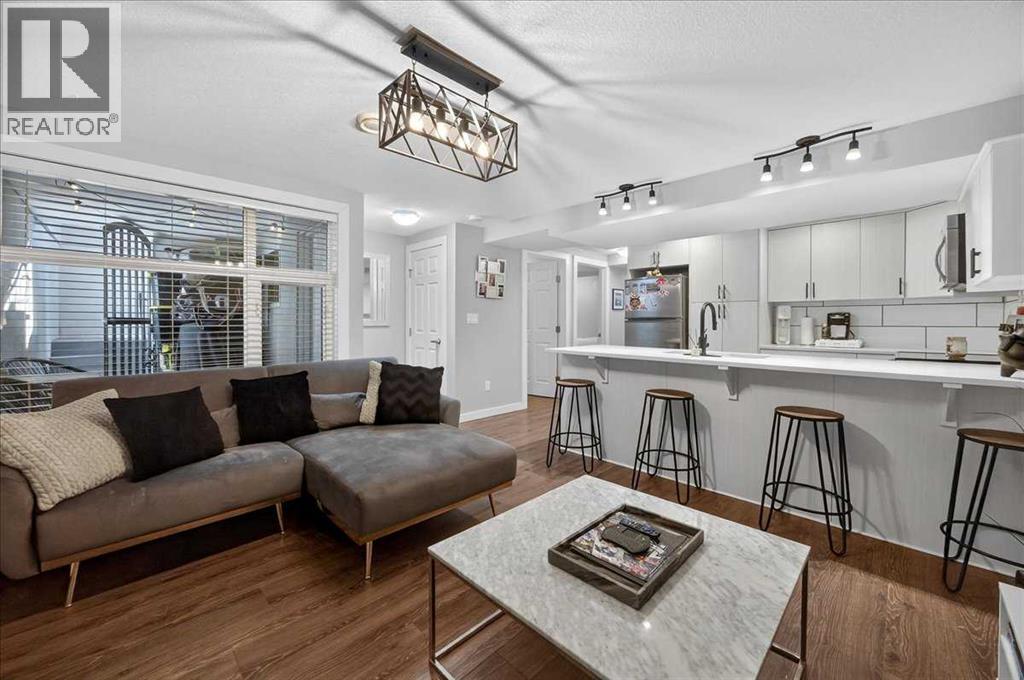 Apartment for Sale in 3, 2815 17 Street SW|Calgary, Alberta T2T6T5 5