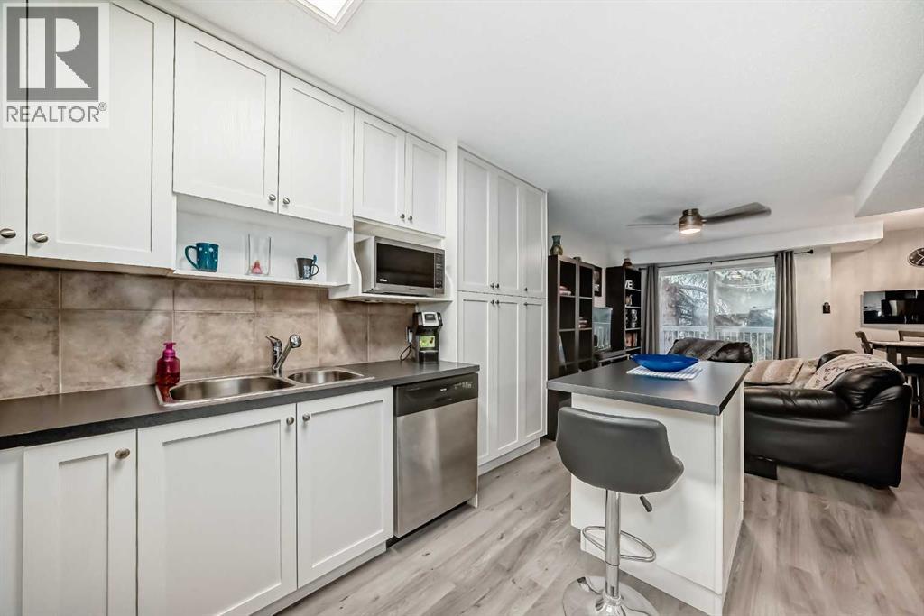 Row / Townhouse for Sale in 33, 3800 Fonda Way SE|Calgary, Alberta T2A6G8 5