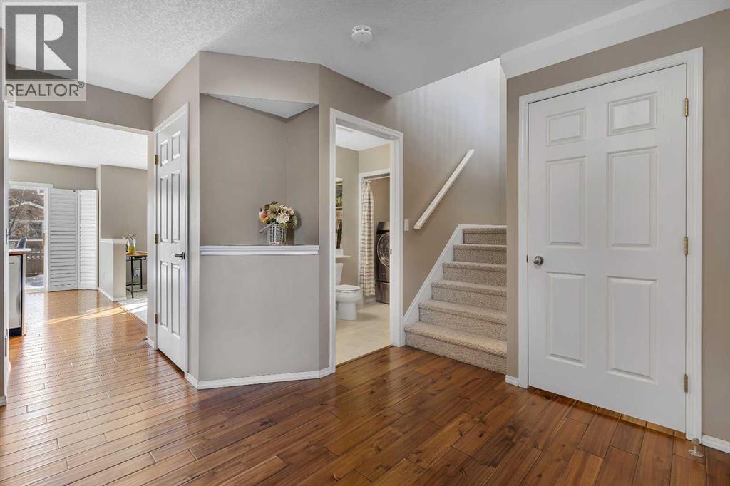 House for Sale in 153 Harvest Grove Close NE|Calgary, Alberta T3K4T7 2