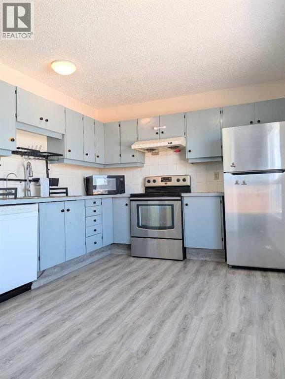 House for Sale in 272 Abinger Crescent NE|Calgary, Alberta T2A6L3 5