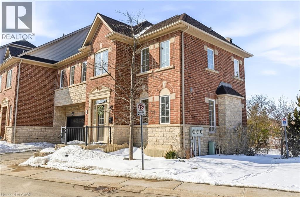 Row / Townhouse for Sale in 300 RAVINEVIEW Way Unit# 34|Oakville, Ontario L6H7J1 4
