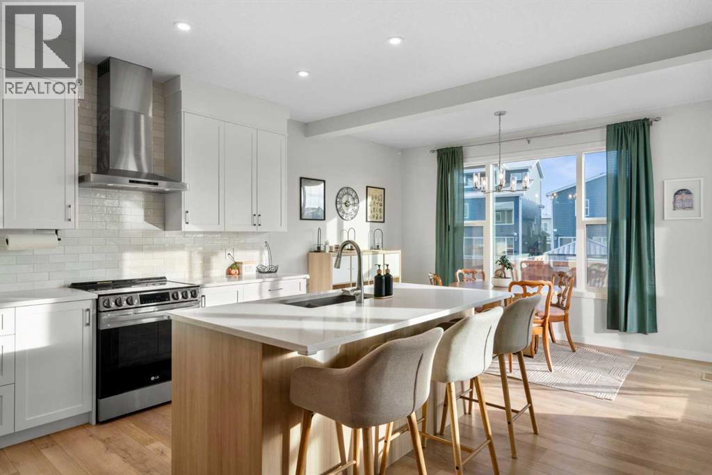 House for Sale in 35 Cranbrook Mount SE|Calgary, Alberta T3M3N5 4