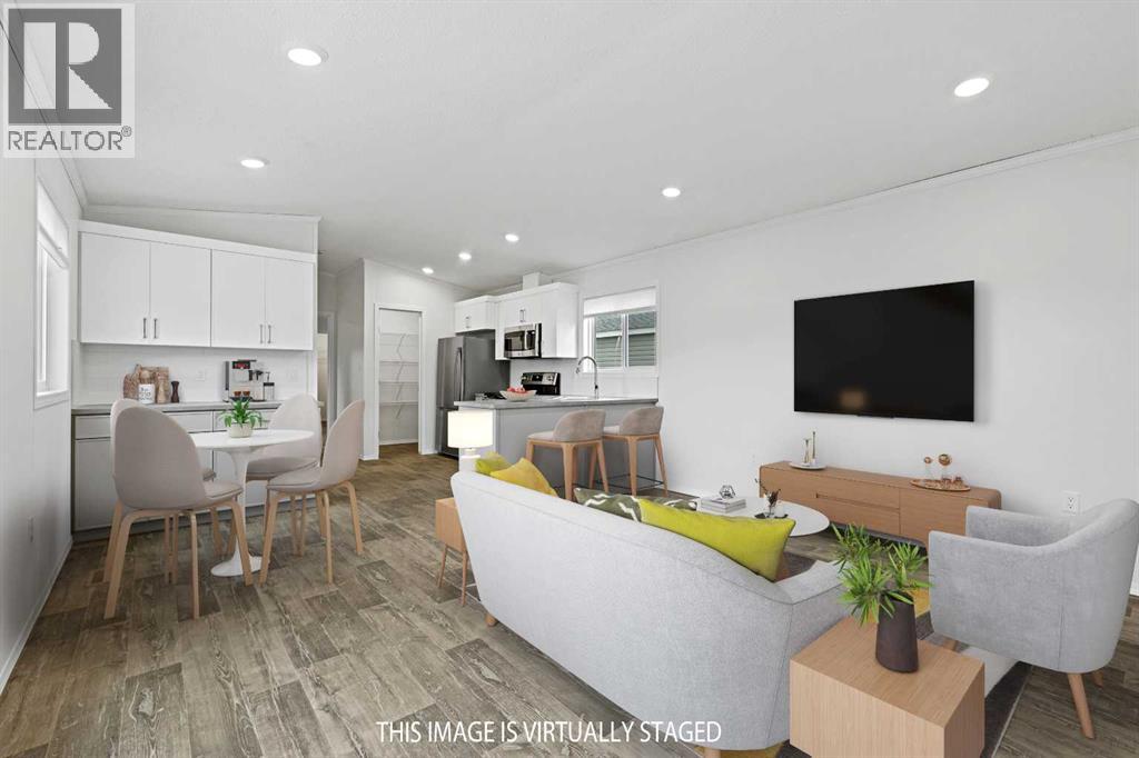 Mobile Home for Sale in 5, 6220 17 Avenue SE|Calgary, Alberta T2A0W6 5