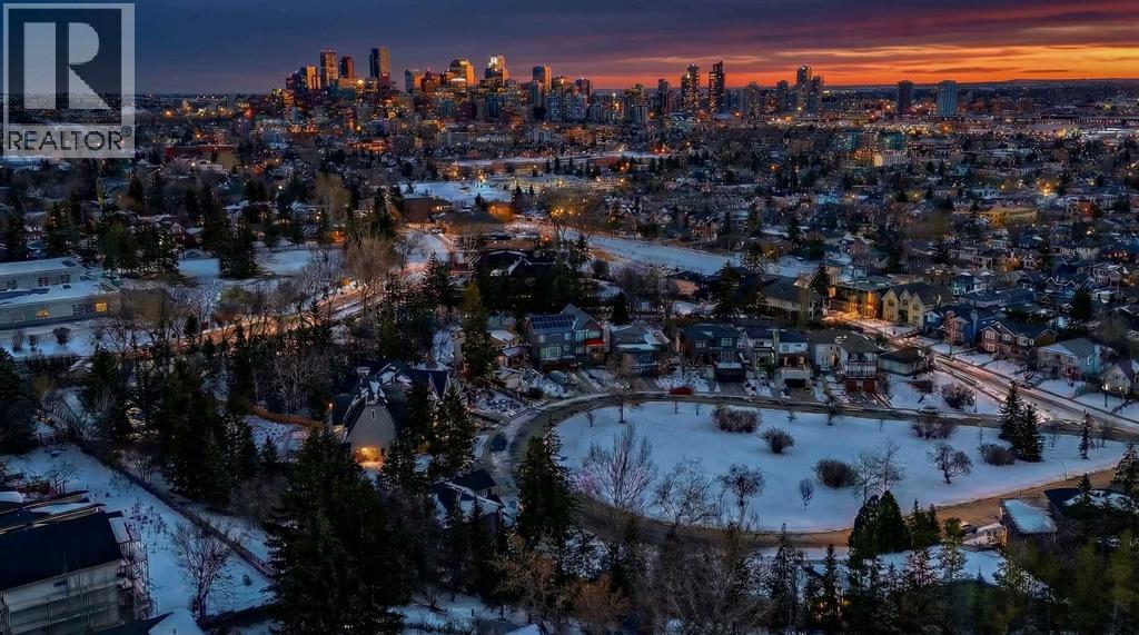 House for Sale in 13 Hawthorne Crescent NW|Calgary, Alberta T2N3V4 5