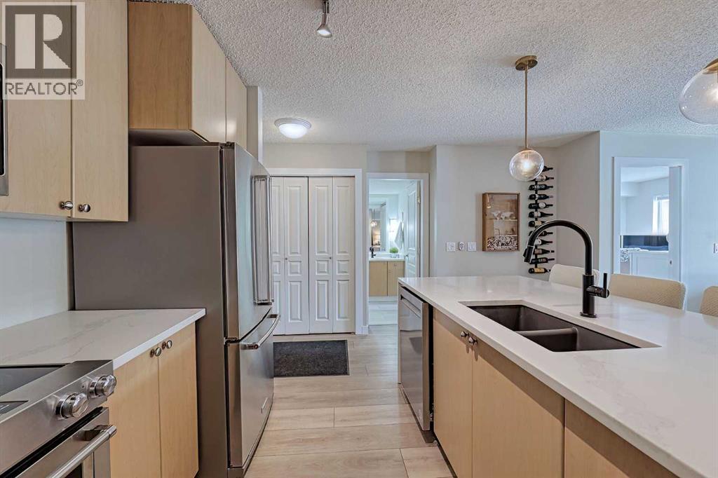 Apartment for Sale in 219, 25 Richard Place SW|Calgary, Alberta T3E7N1 5