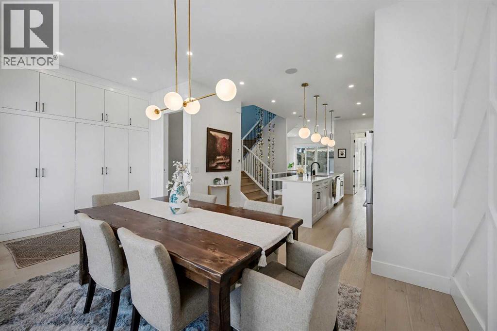 Duplex for Sale in 453 26 Avenue NW|Calgary, Alberta T2M2E3 4