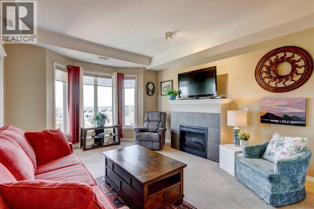 Apartment for Sale in 413, 15 Everstone Drive SW|Calgary, Alberta T2Y5B5