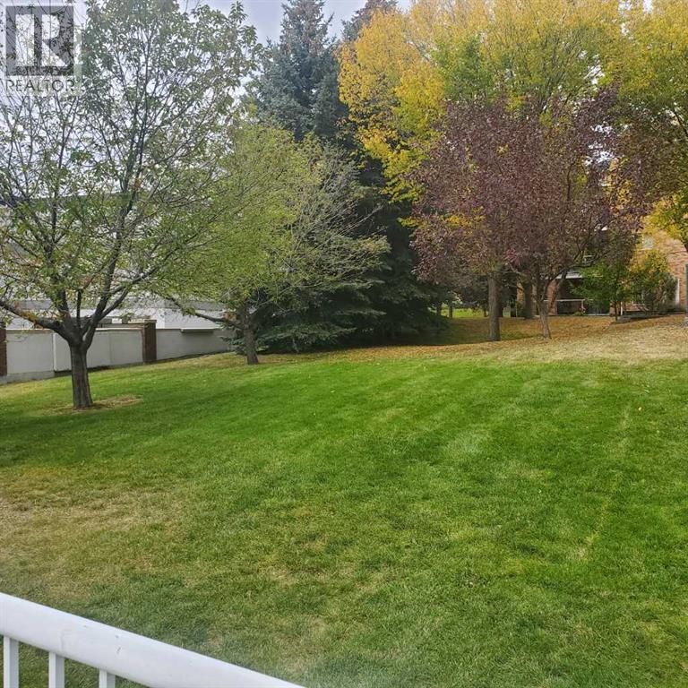 Apartment for Sale in 222, 165 Manora Place NE|Calgary, Alberta T2A7X5 2