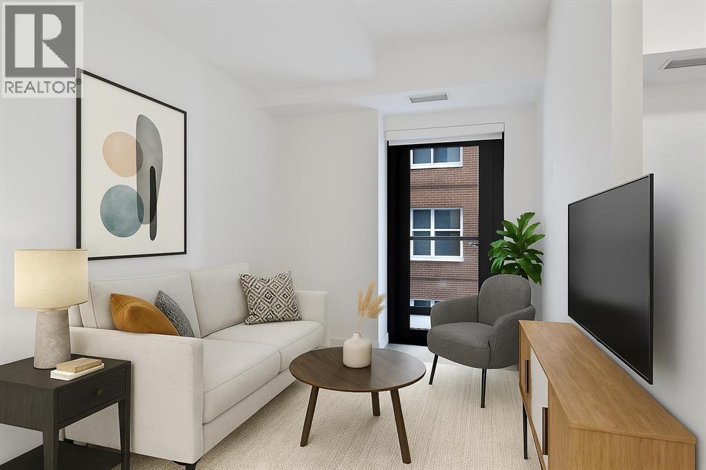 Apartment for Sale in 810, 730 2 Avenue SW|Calgary, Alberta T2P1R8 2