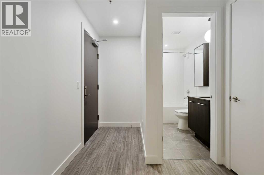 Apartment for Sale in 810, 730 2 Avenue SW|Calgary, Alberta T2P1R8 5