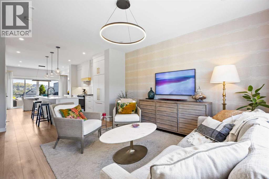 Row / Townhouse for Sale in 3044 85 Street SW|Calgary, Alberta T3H6C7 5